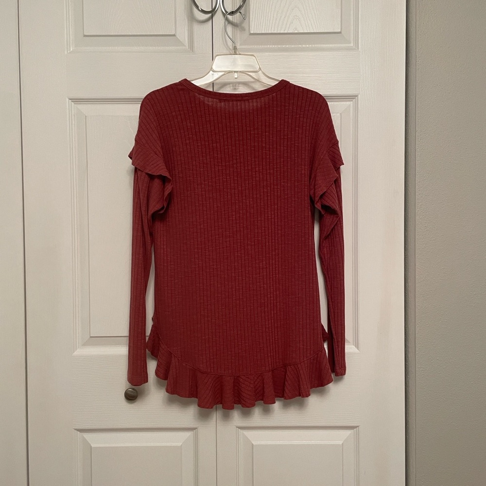 Doe & Rae Small Pullover Ribbed and Ruffled Fall Color Top Excellent Condition - Picture 5 of 11